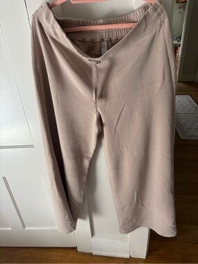 SPANX Wide-Leg Pull-On Pants in Taupe